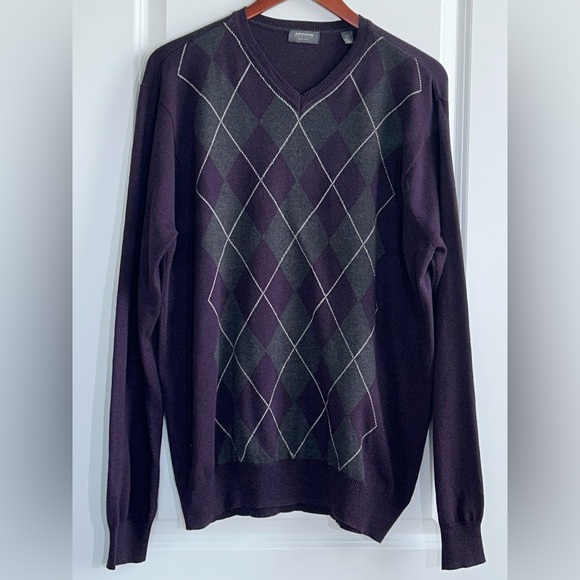 Arrow Argyle V-Neck Sweater, Large, Purple & Gray - Picture 1 of 5